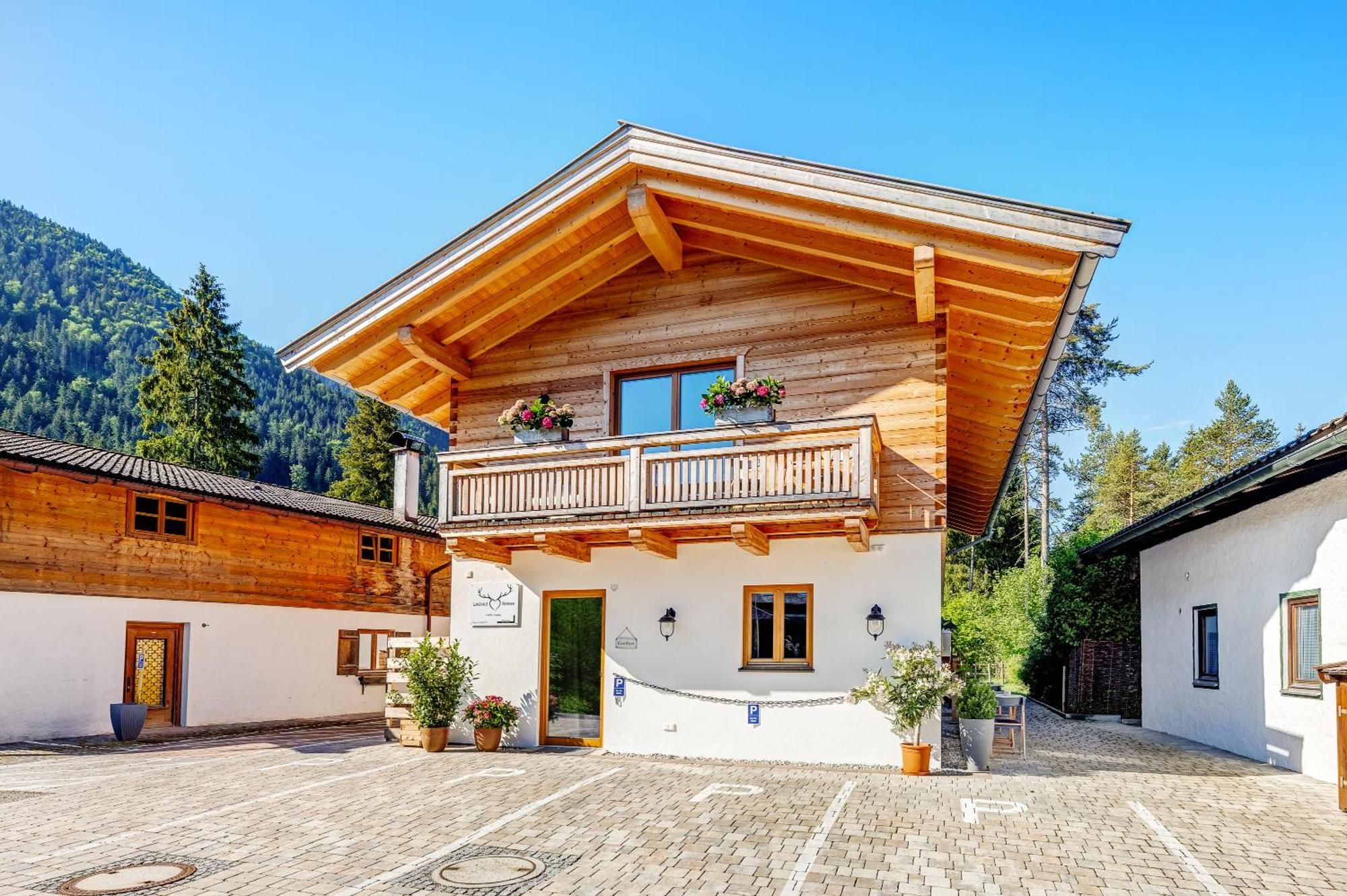 Landhaus Trinis - Kleine Kaffee Tee Theke Mit Kuehlschrank - Parkplatz Rotta 외부 사진